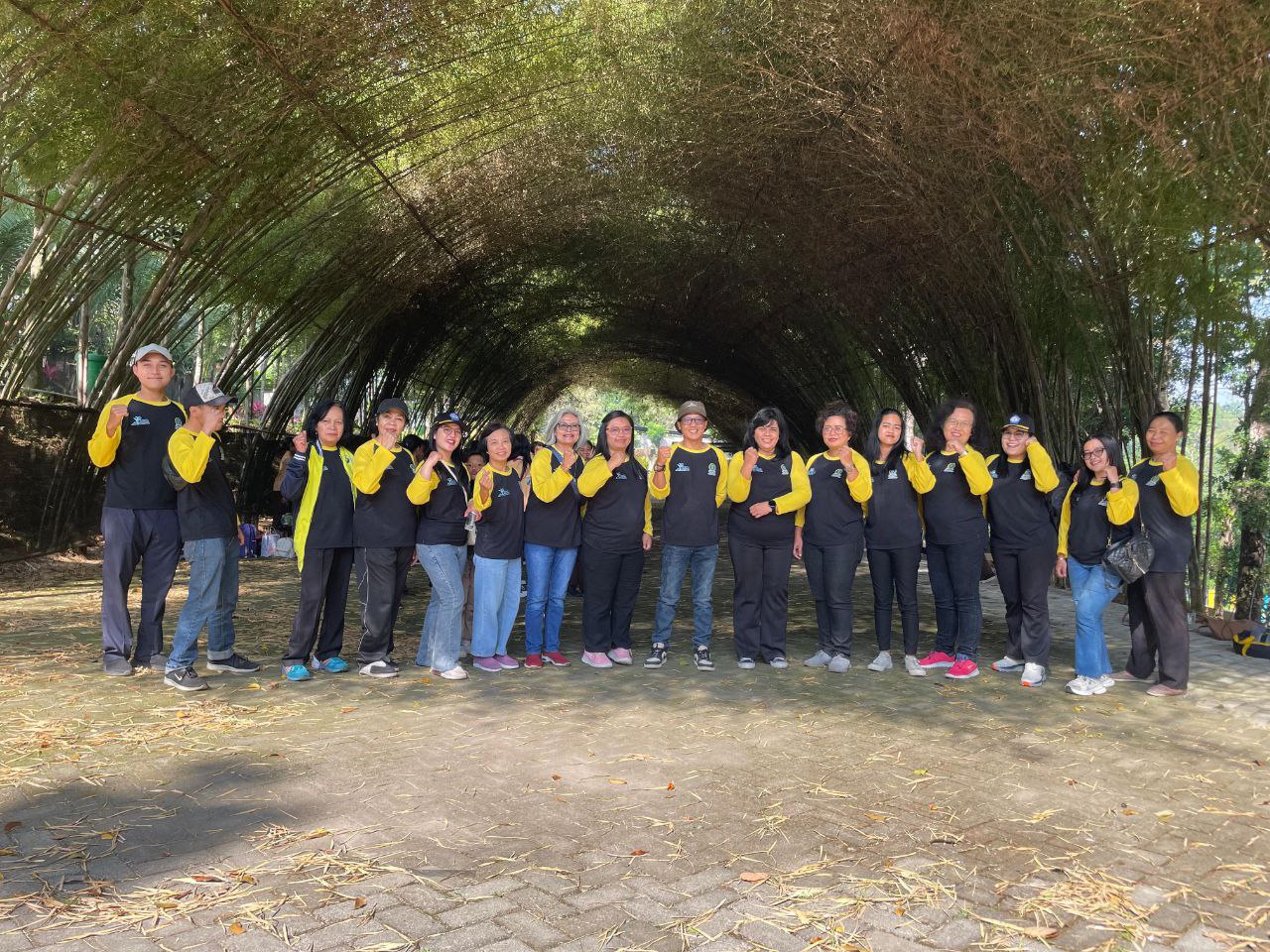 Ruang kelas yang nyaman dan modern di SMAK Baithani